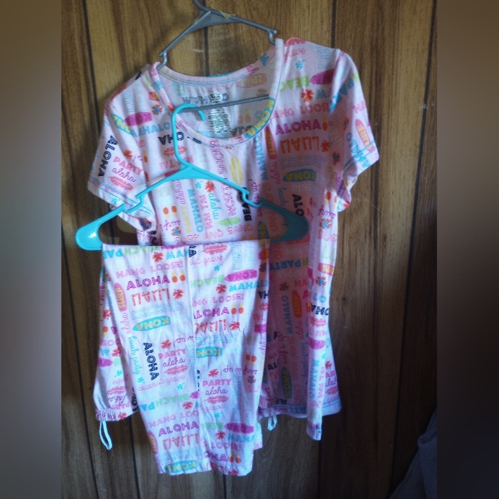Secret Treasures Hawaii Pajamas Set,Sz M 8-10